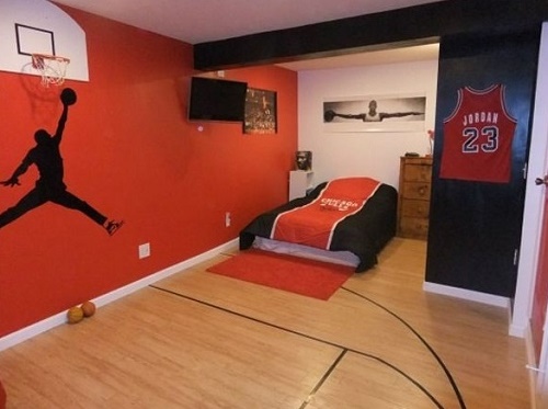 Sports Theme Bedroom Idea for Boys room.