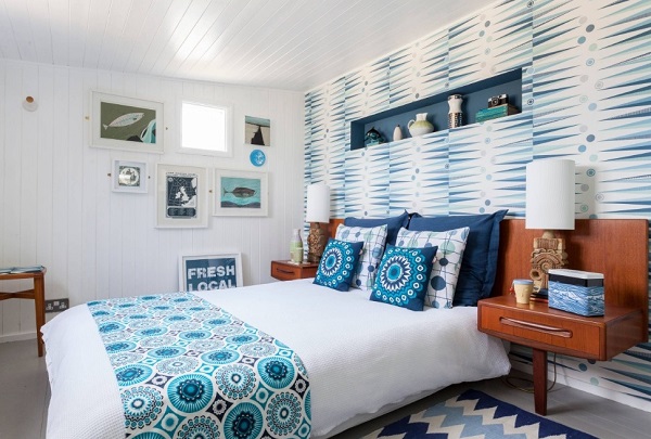 Lovely blue-white bedroom for couples