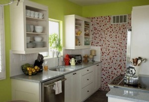 Tips to decorate kitchen in budget.