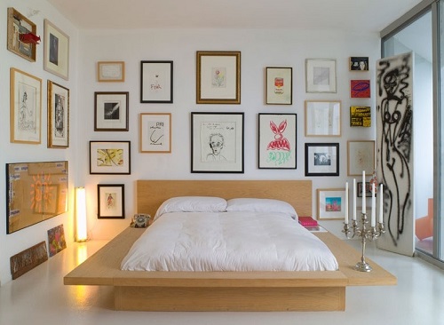 Creative ways to decorate bedroom for adults.