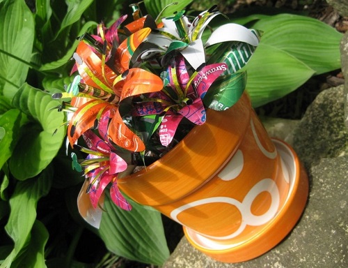 Empty soda cans converted into flowers.