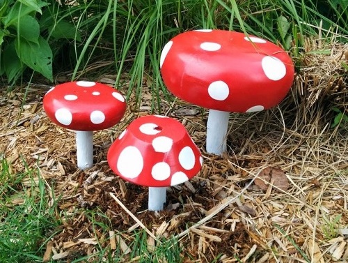 Toadstools for garden.