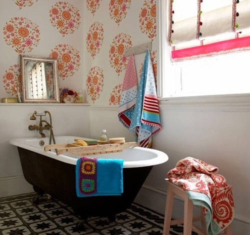 Floral prints for bathroom wallpaper decor ideas.