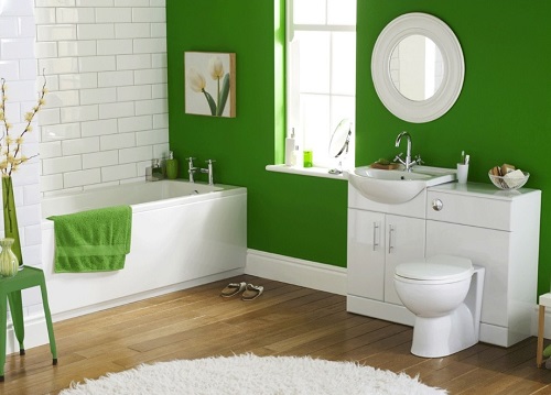 Green wallpaper ideas for bathroom.