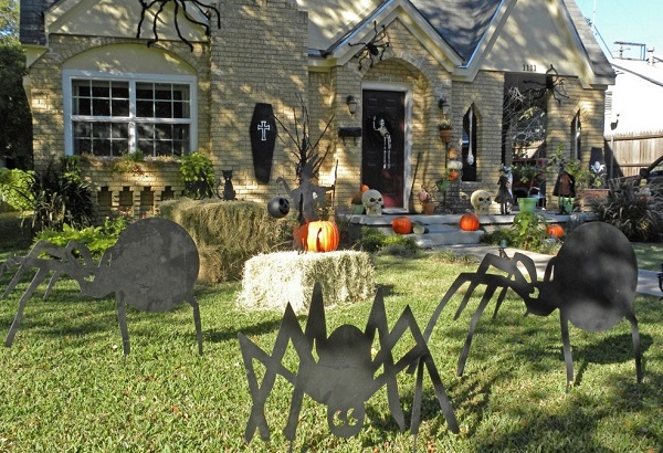 Haunting halloween home decor ideas