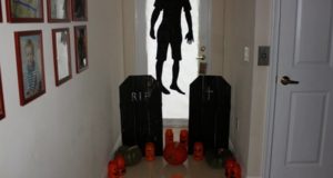 Best Tips for Hanging Halloween Decorations 2018