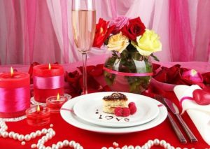 Romantic table decorating ideas for 14 February