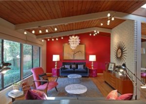 Hot red living room design photo