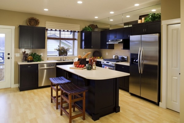 Laminate flooring to revamp kitchen