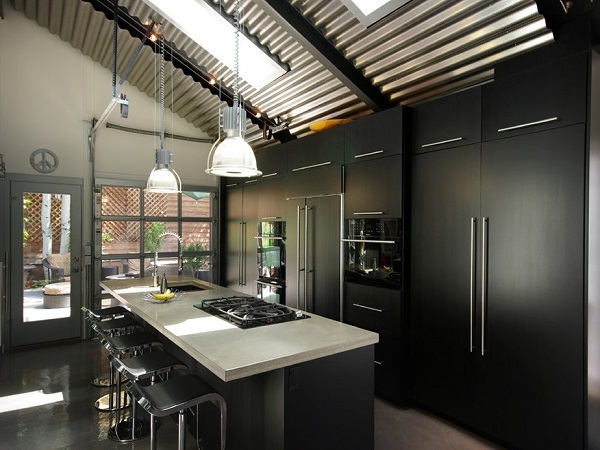 Traditional black color kitchen interior decorating idea
