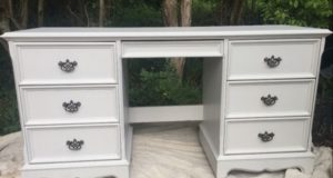How to Glaze a painted Furniture