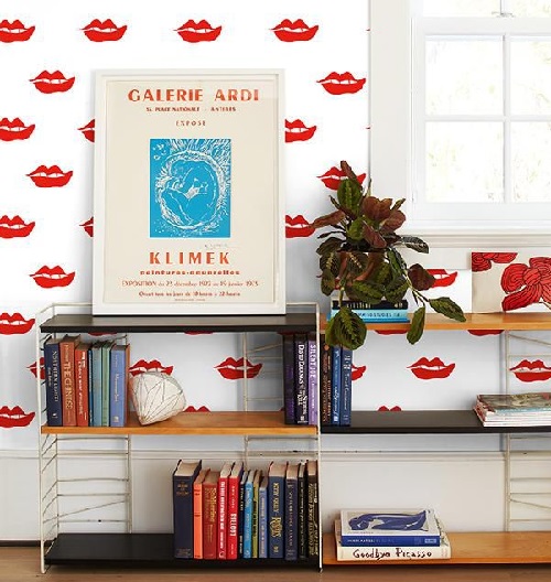 Lips wallpaper design photo by home decor buzz