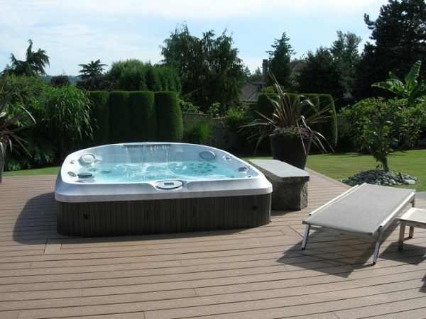 Hot tubs installed in San Francisco